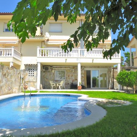 Villa Carolina ماتارو المظهر الخارجي الصورة