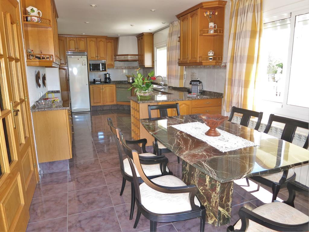Villa Carolina ماتارو المظهر الخارجي الصورة
