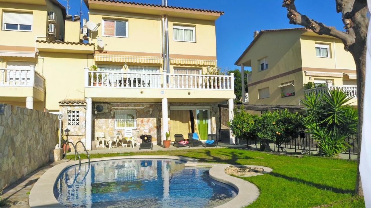 Villa Carolina ماتارو المظهر الخارجي الصورة