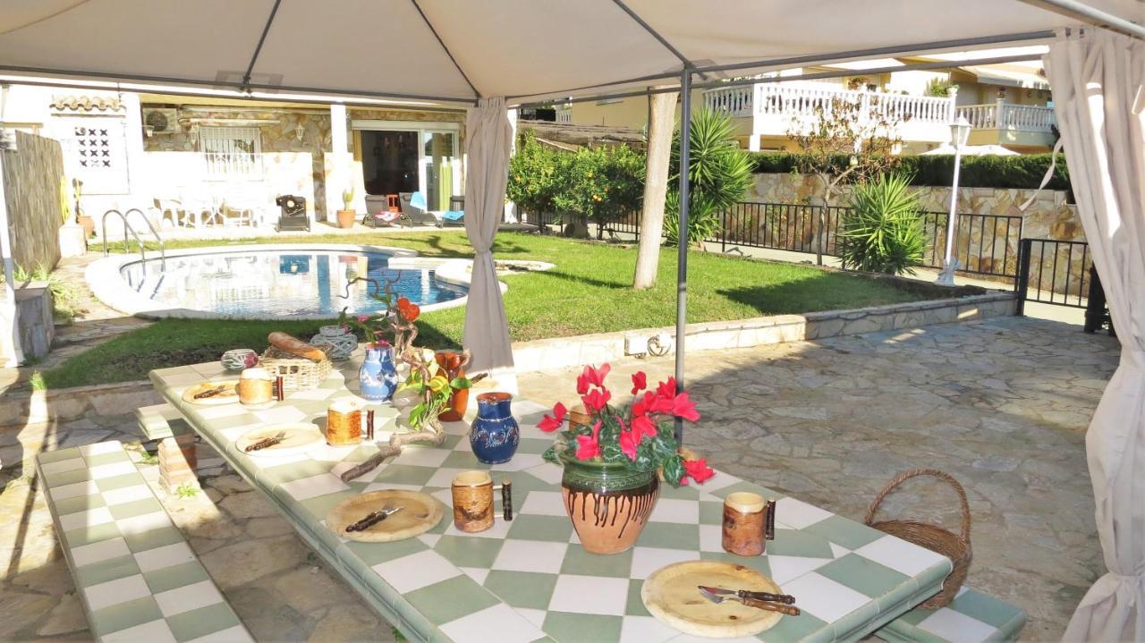 Villa Carolina ماتارو المظهر الخارجي الصورة