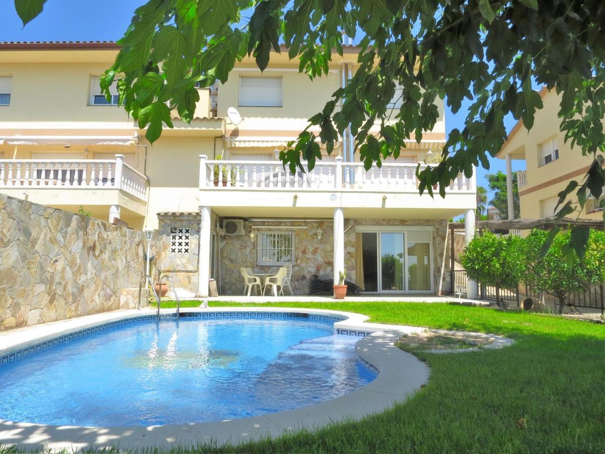 Villa Carolina ماتارو المظهر الخارجي الصورة