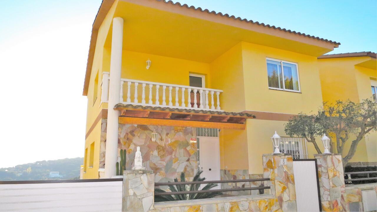 Villa Carolina ماتارو المظهر الخارجي الصورة